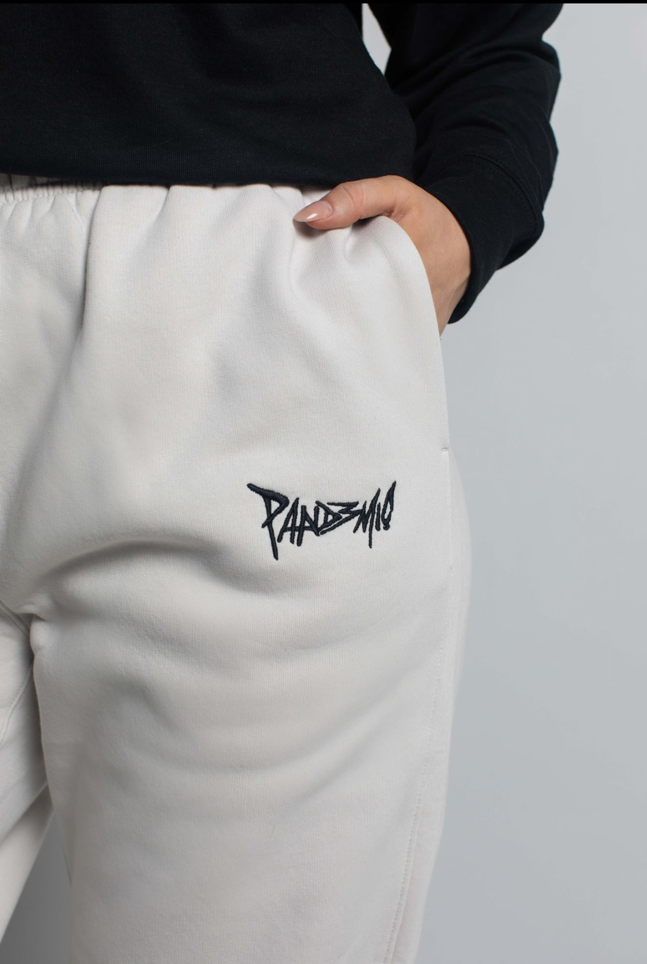 No Limit Relax Track Pants in Bone