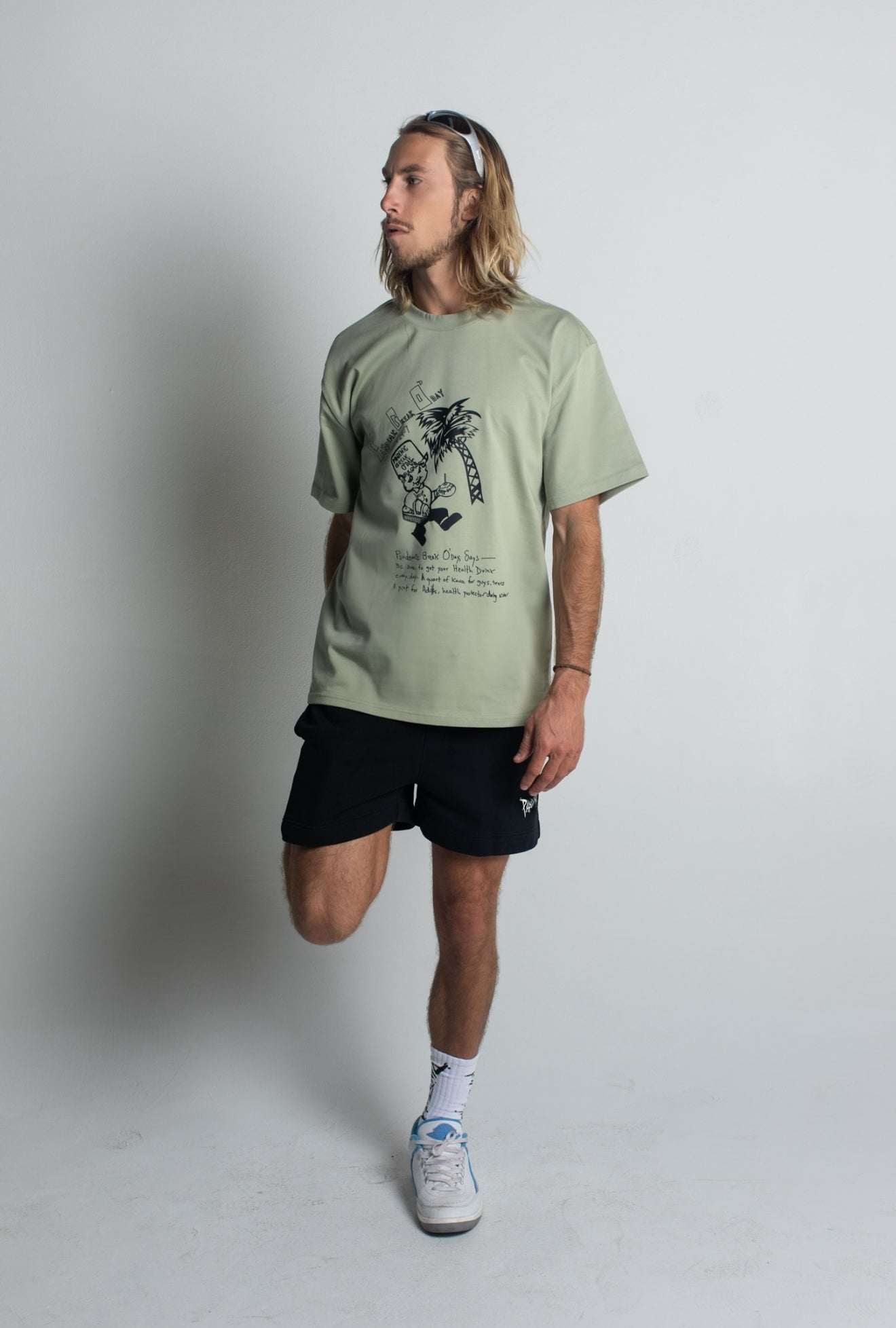 Pandemic No Fear Kava Bar Tee in Pistachio