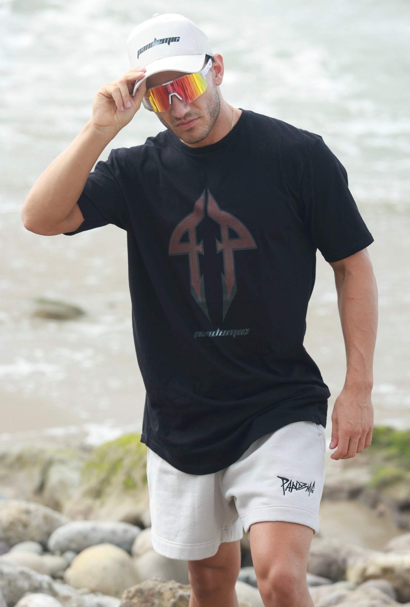 Double Trouble P Tee in Noir