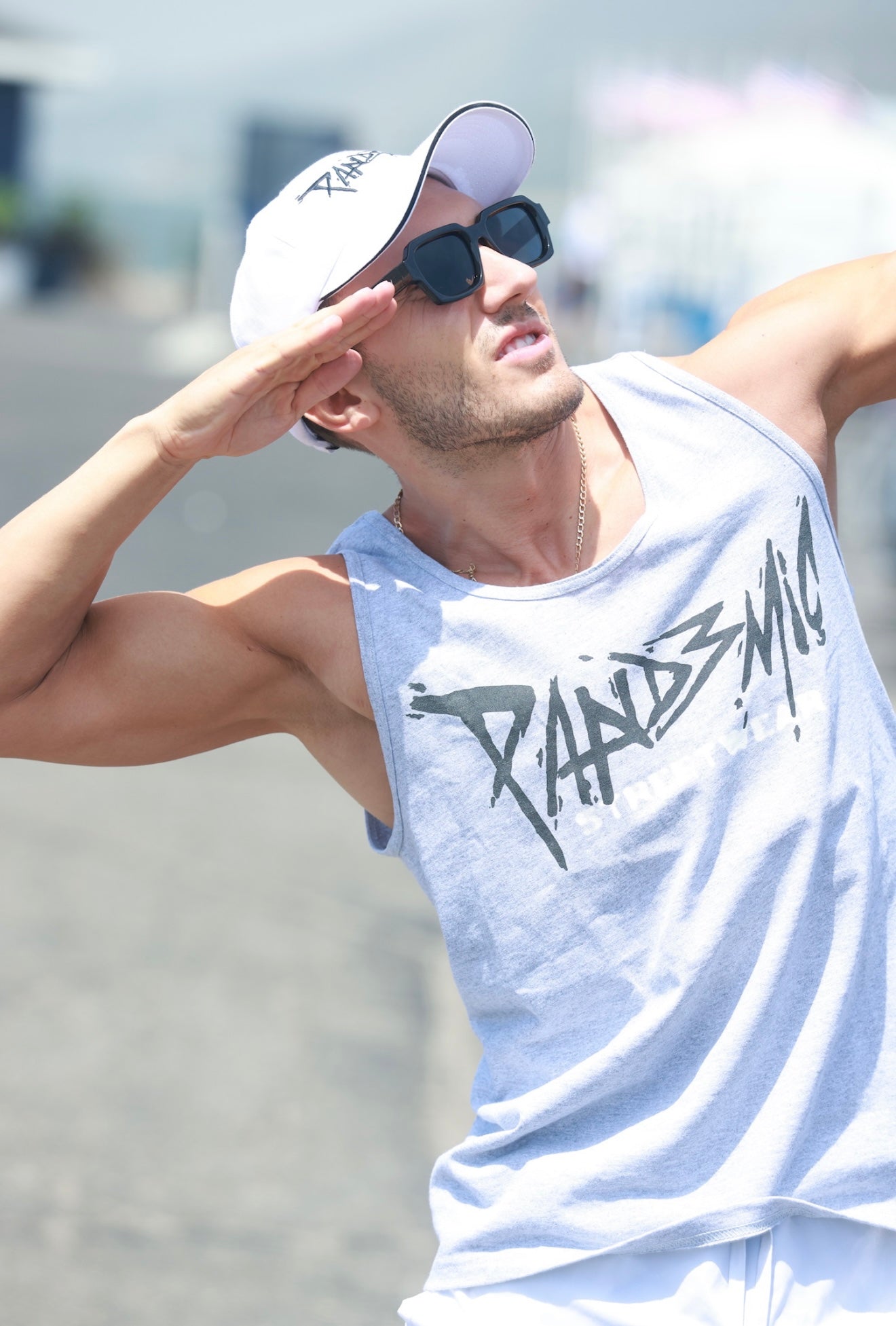 Sun Out, Gun’s Out Tank 💪🏻