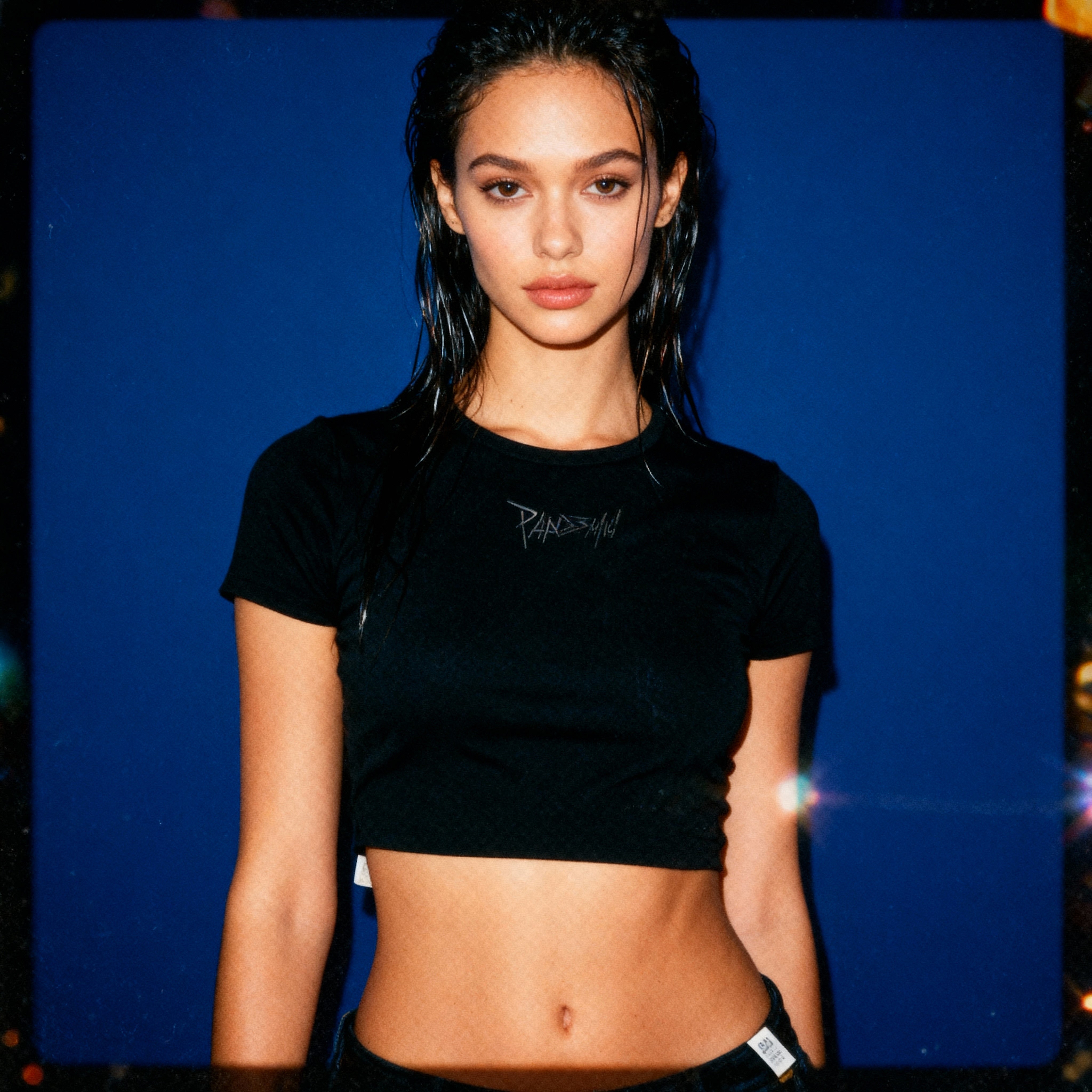 No Limit Crop Top in Noir