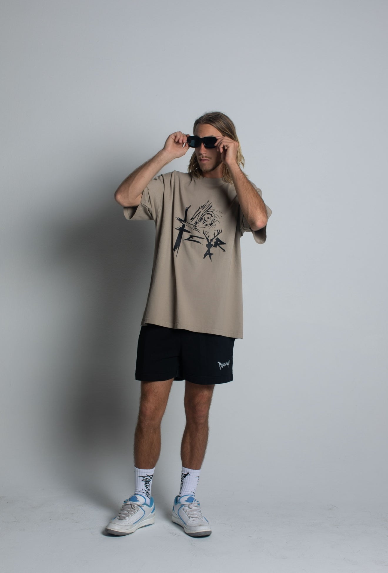 Pandemic No Fear T-Shirt in Sand