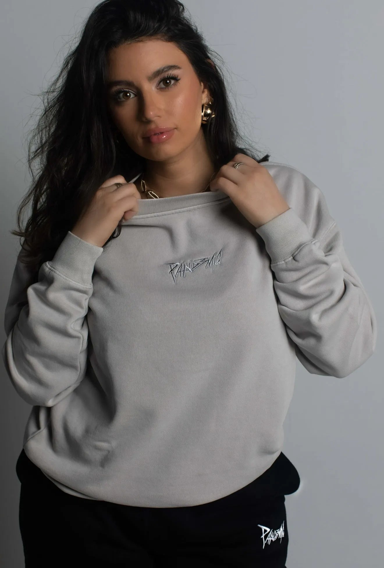 Relax Faded Crew Sweater in Chalk