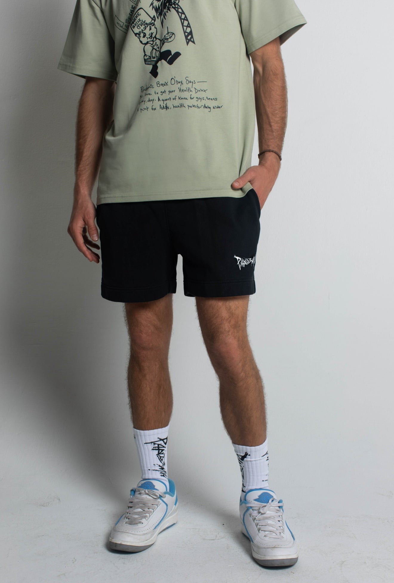 Relax Track Shorts in Noir