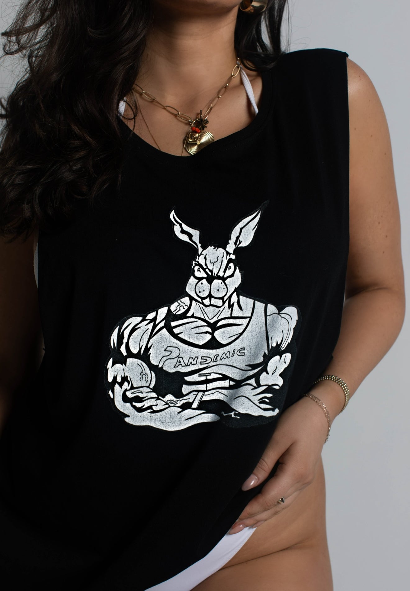Sedona Jack Rabbit Tank Top in Noir
